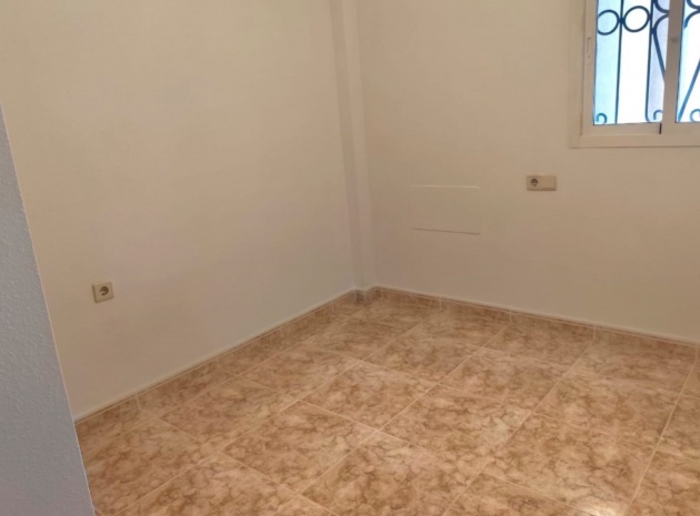 Resale - Apartment - Punta Prima - La Cinuelica