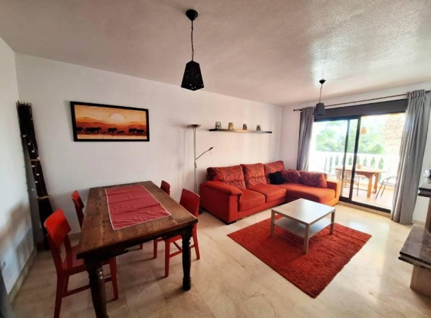 Resale - Apartment - Villamartin