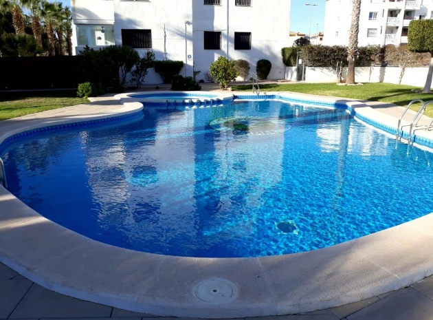 Resale - Apartment - Villamartin