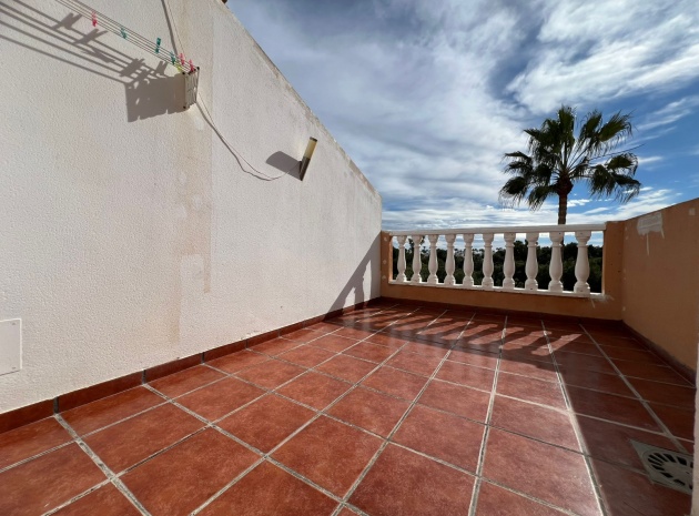 Resale - Townhouse - Villamartin - Res. Sevilla