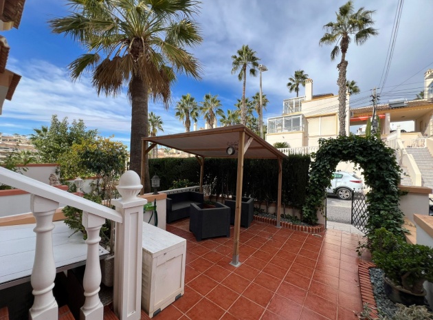 Resale - Townhouse - Villamartin - Res. Sevilla