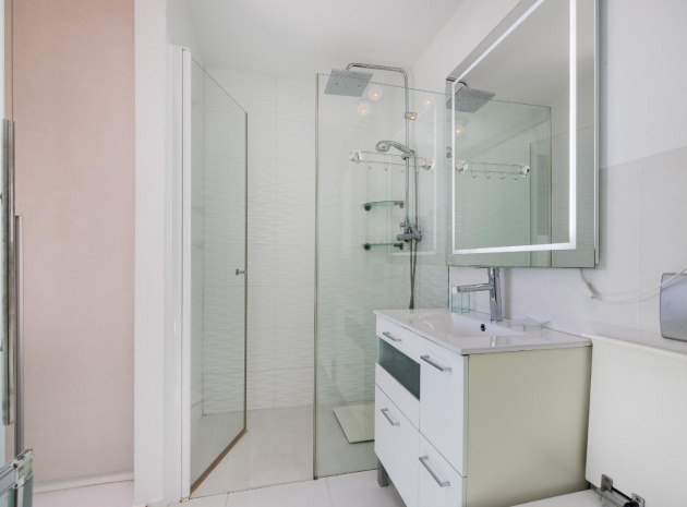 Resale - Townhouse - Villamartin - La Fuente