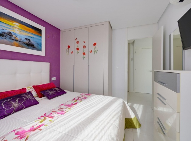 Resale - Townhouse - Villamartin - La Fuente