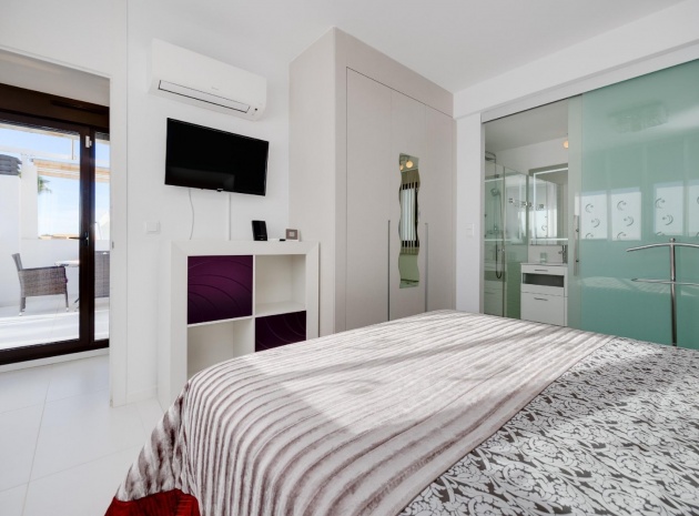 Resale - Townhouse - Villamartin - La Fuente