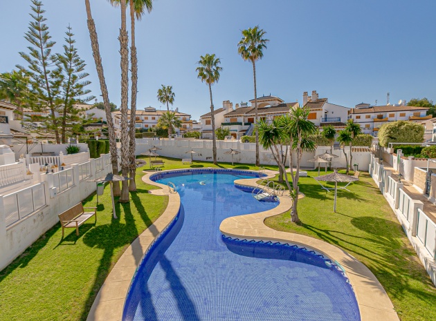 Resale - Townhouse - Mil Palmeras - riomar