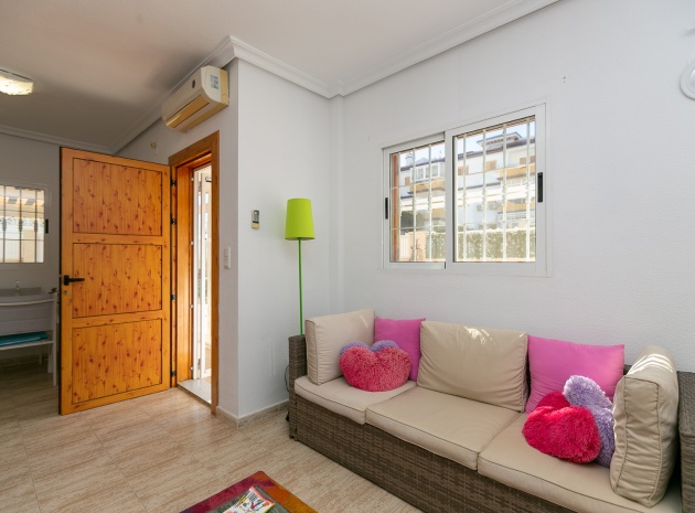 Resale - Townhouse - Mil Palmeras - riomar