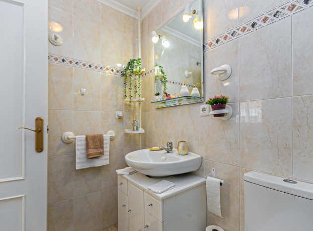 Resale - Townhouse - Mil Palmeras - riomar