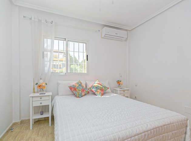 Resale - Townhouse - Mil Palmeras - riomar