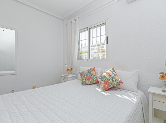 Resale - Townhouse - Mil Palmeras - riomar