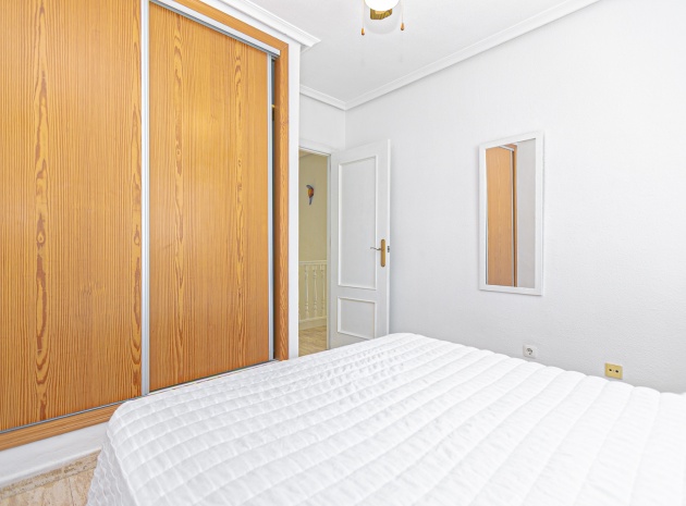 Resale - Townhouse - Mil Palmeras - riomar