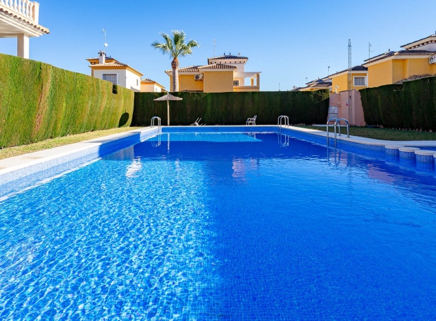 Resale - Townhouse - Los Altos - royal park