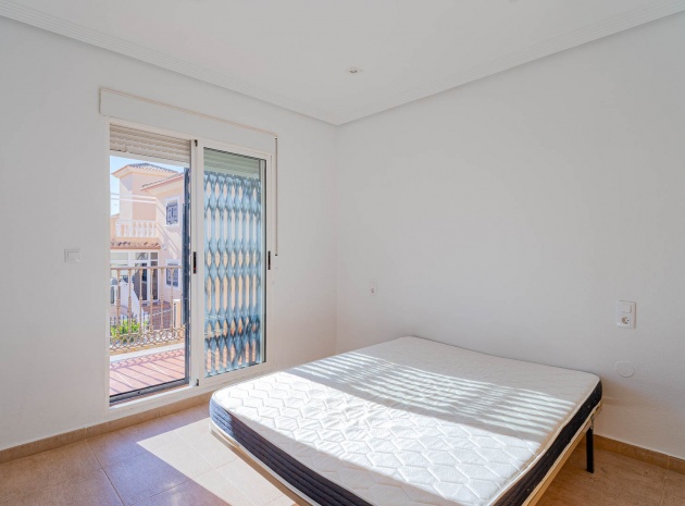 Resale - Townhouse - Los Altos - royal park