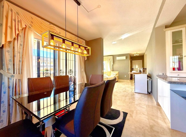 Wederverkoop - Villa - Orihuela Costa - Los Dolses