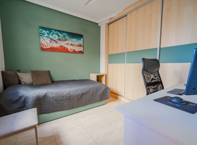 Resale - Apartment - Guardamar del Segura