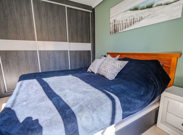 Resale - Apartment - Guardamar del Segura