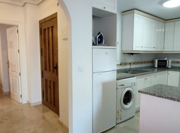 Resale - Apartment - Villamartin