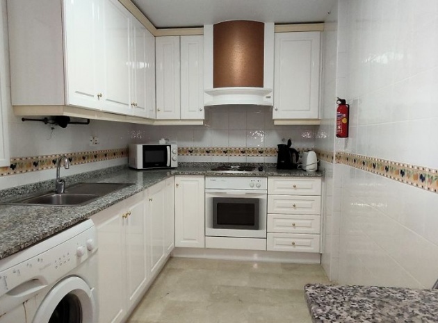 Resale - Apartment - Villamartin