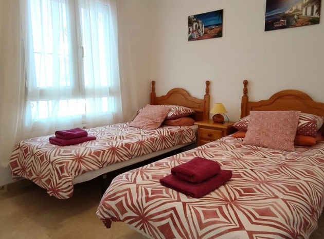 Resale - Apartment - Villamartin