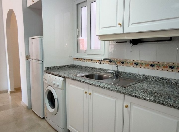Resale - Apartment - Villamartin