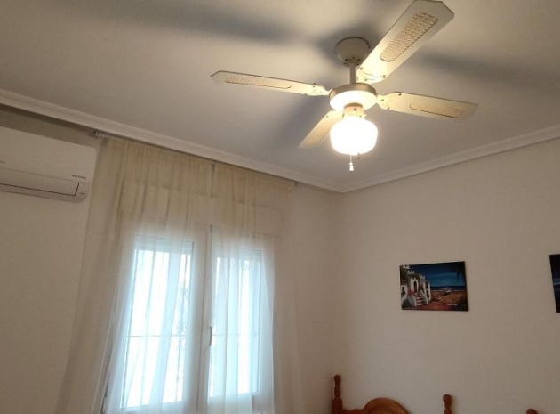 Resale - Apartment - Villamartin