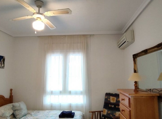 Resale - Apartment - Villamartin