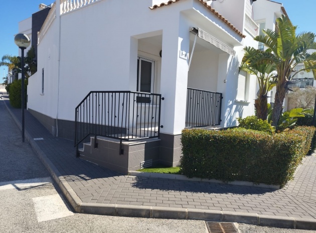 Wiederverkauf - Stadthaus - Torrevieja - Aguas Nuevas