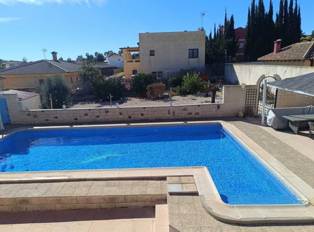 Wederverkoop - Villa - Fortuna - El Reloj