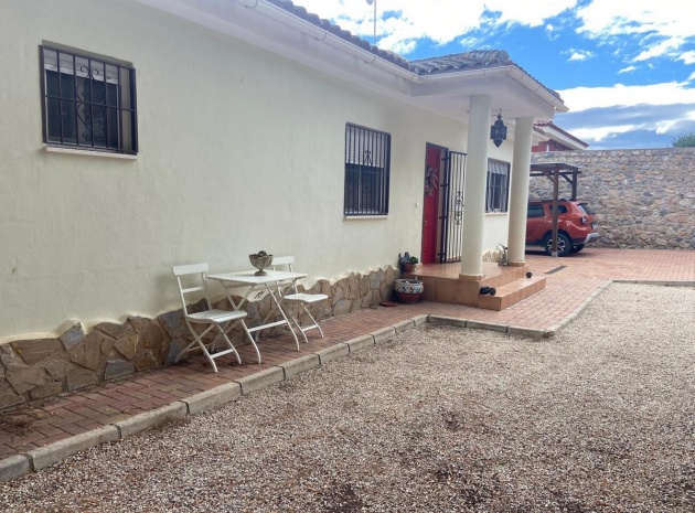 Resale - Villa - Fortuna - El Reloj