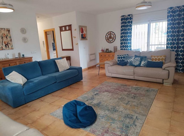 Resale - Villa - Fortuna - El Reloj