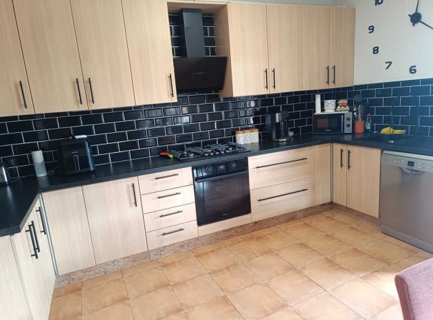 Resale - Villa - Fortuna - El Reloj