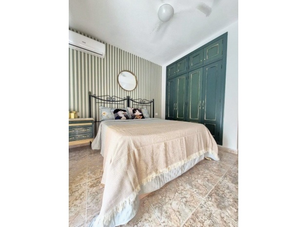 Resale - Townhouse - Cartagena - Los Nietos