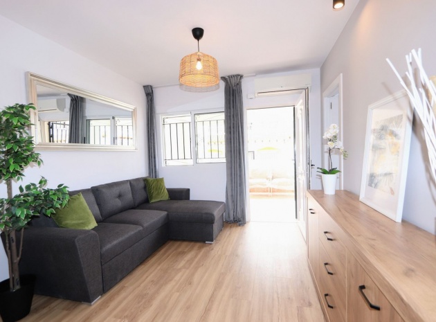 Återförsäljning - Radhus - Orihuela - Punta Prima