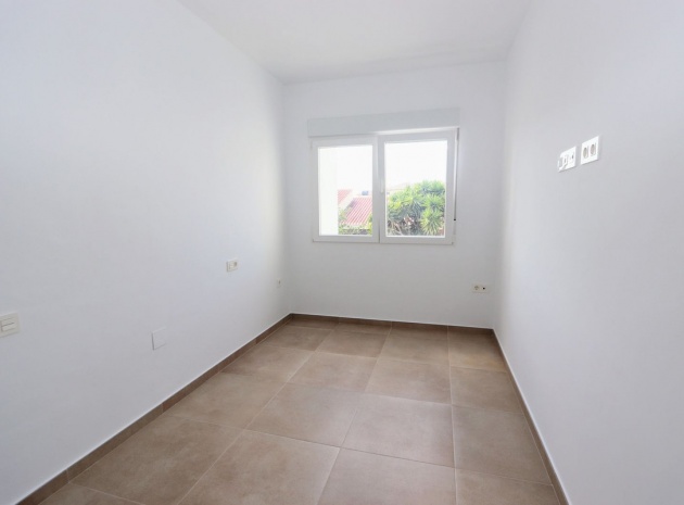 Resale - Villa - Pilar de la Horadada - Pilar de la Horadada Centro