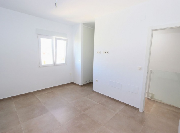 Resale - Villa - Pilar de la Horadada - Pilar de la Horadada Centro