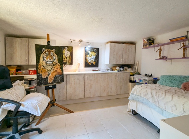 Wiederverkauf - Villa - Orba - Orba Centro