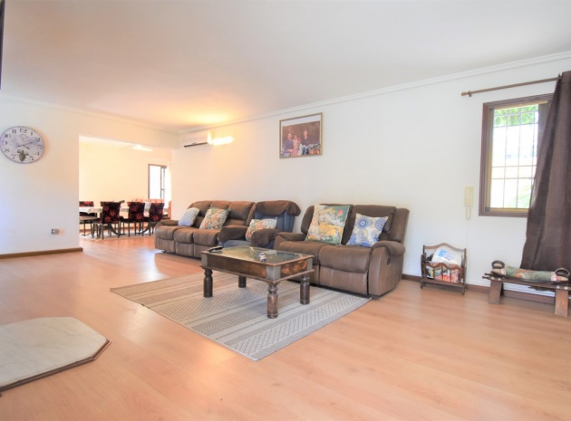 Wederverkoop - Villa - Orihuela - Villamartin