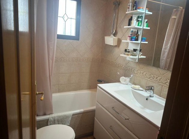 Återförsäljning - Villa - Hondón de las Nieves - Hondón de las Nieves Centro