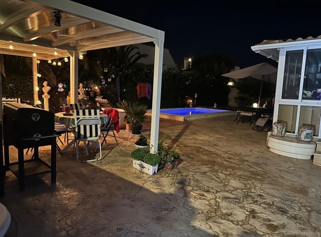 Återförsäljning - Villa - Hondón de las Nieves - Hondón de las Nieves Centro