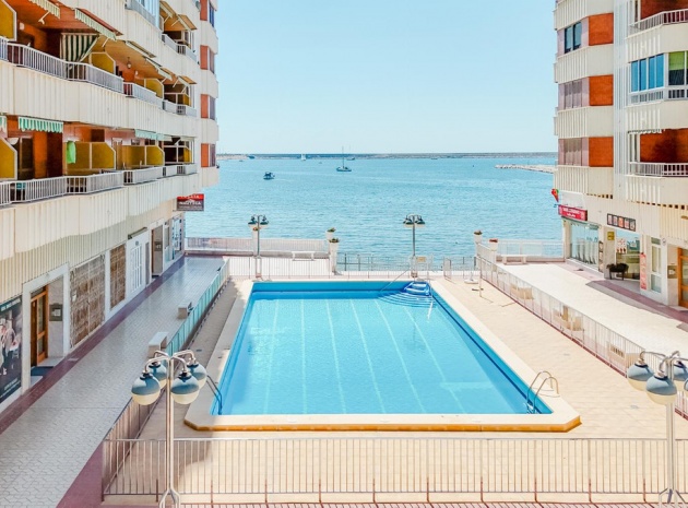 Wiederverkauf - Wohnung - Torrevieja - Torrevieja Centro