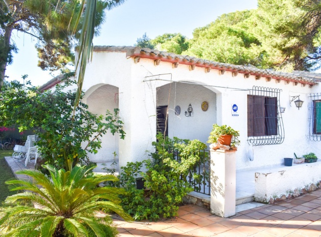 Återförsäljning - Villa - Orihuela - Punta Prima