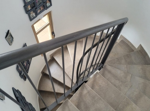 Återförsäljning - Villa - Finestrat