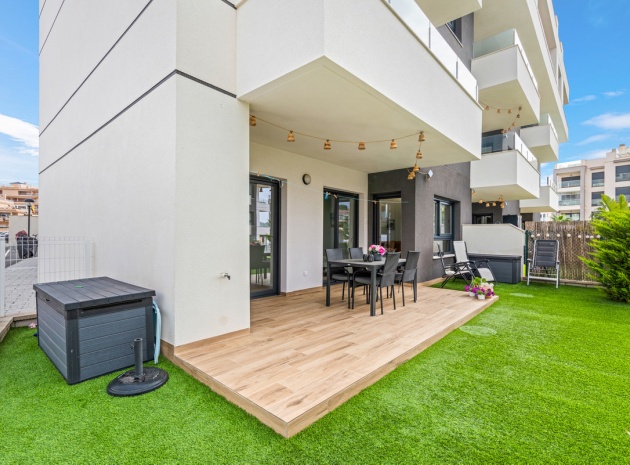 Resale - Apartment - Orihuela - Villamartin