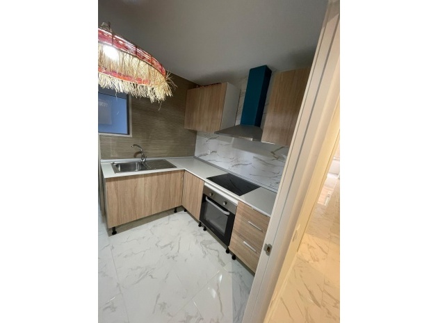 Wiederverkauf - Wohnung - Torrevieja - Torrevieja Centro