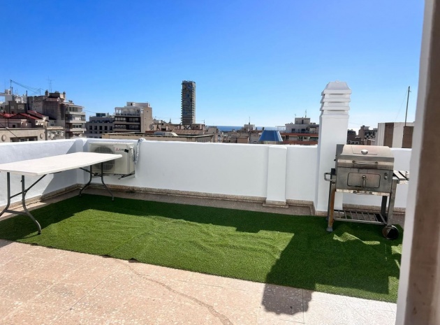 Wiederverkauf - Wohnung - Alicante - Alicante City Centro