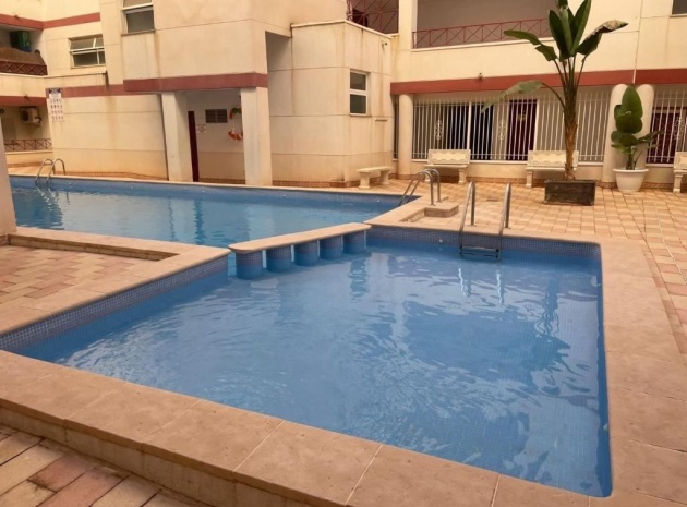 Wiederverkauf - Wohnung - Torrevieja - Torrevieja Centro