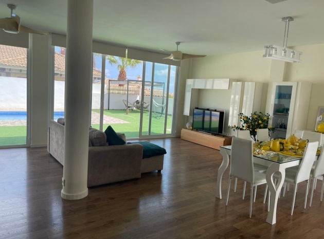 Wiederverkauf - Villa - Bigastro