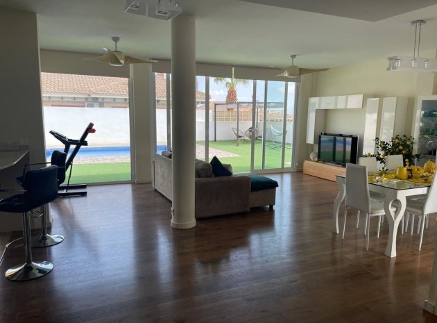 Wiederverkauf - Villa - Bigastro