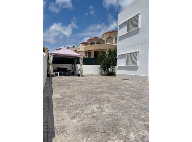 Wiederverkauf - Villa - Bigastro