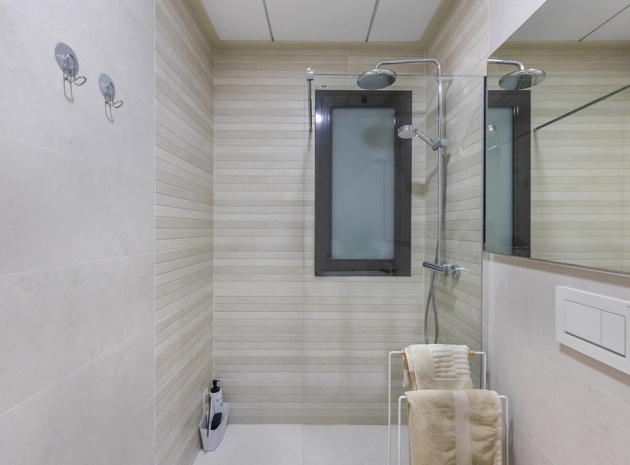 Återförsäljning - Lägenhet - Torrevieja - Torre La Mata