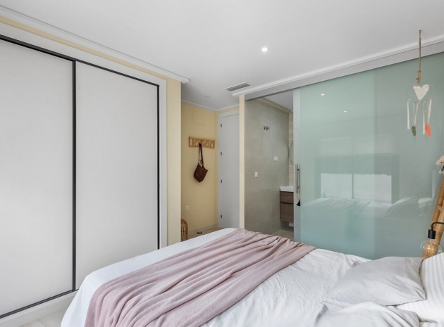 Återförsäljning - Lägenhet - Torrevieja - Torre La Mata